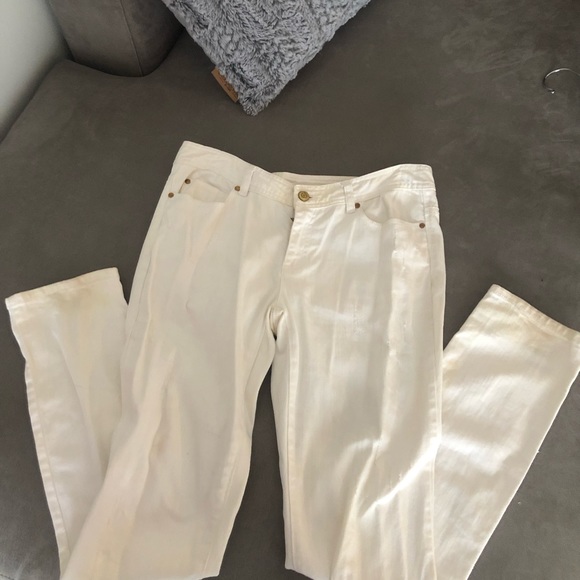 Michael Kors white skinny jeans. - Picture 3 of 12